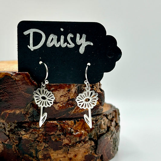 April - Daisy Birth Flower Earrings